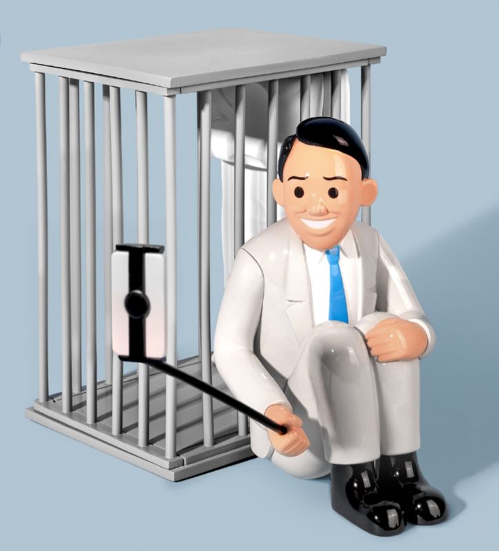 Joan Cornella - Cageman