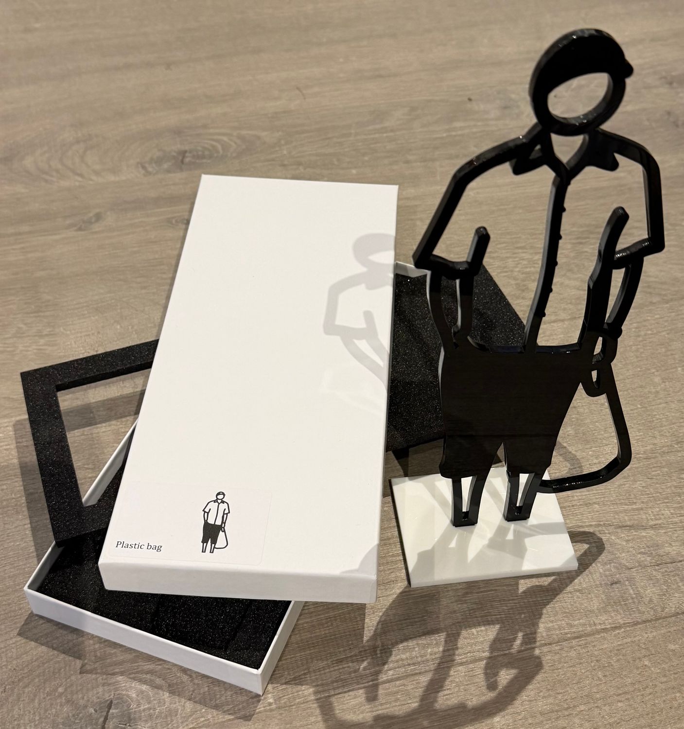 Julian Opie - Statuette (Plastic Bag)