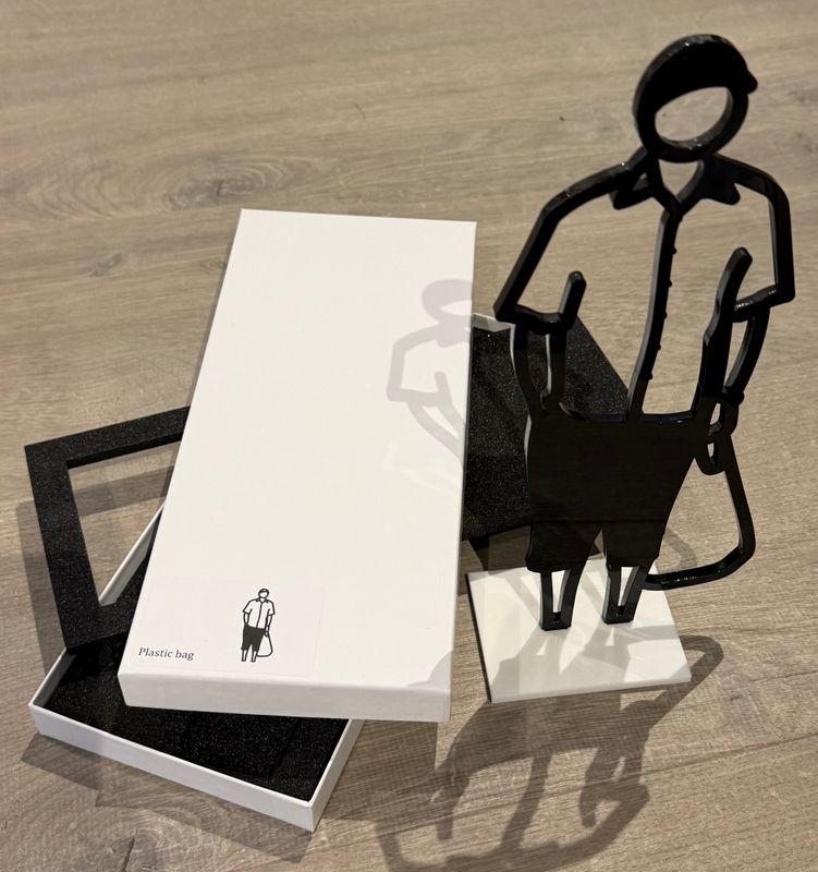 Julian Opie - Statuette (Plastic Bag)