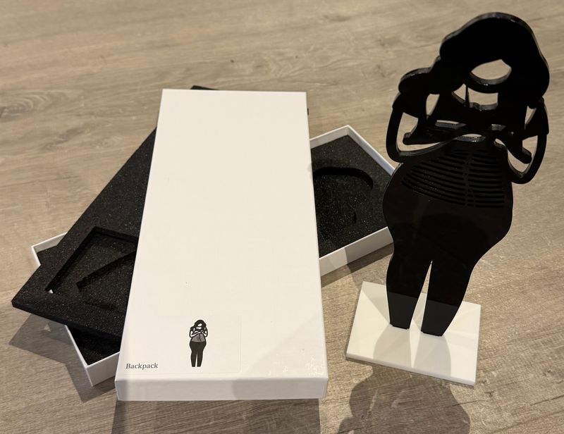 Julian Opie - Statuette (Backpack)