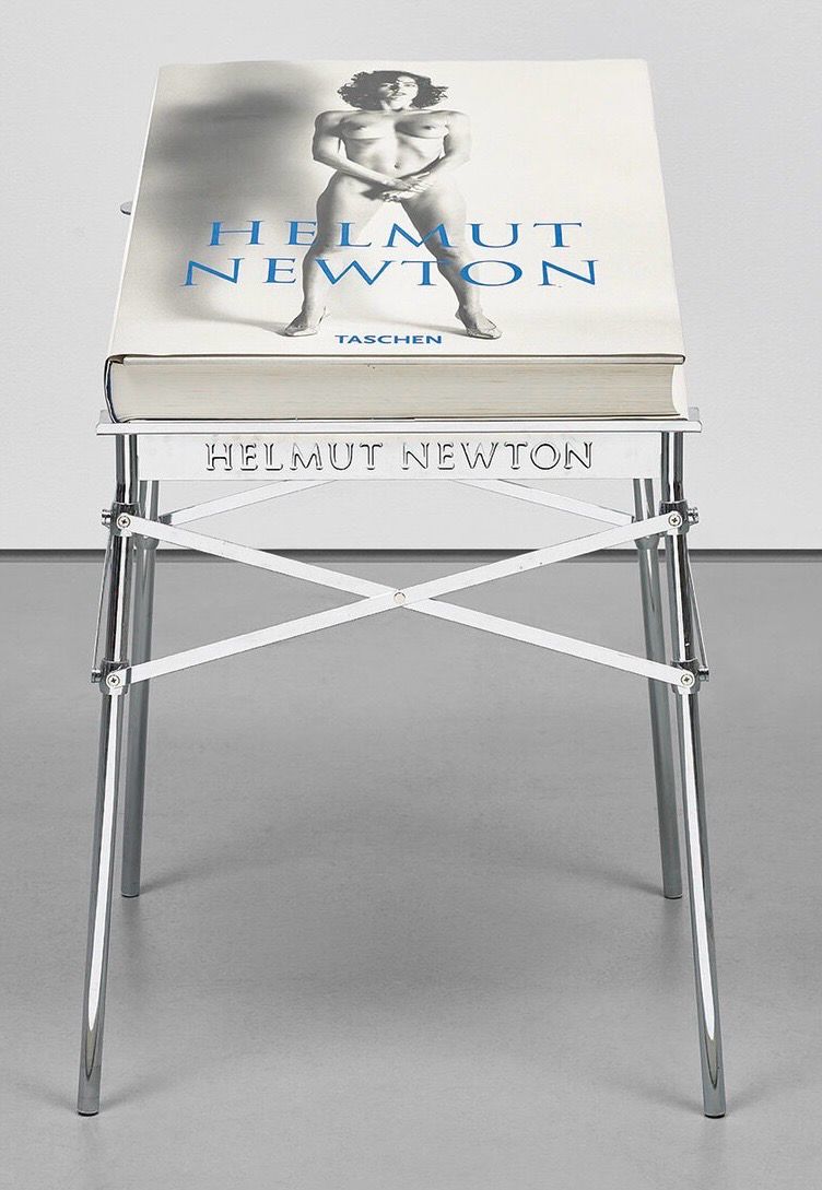 Helmut Newton - Taschen SUMO (Book &amp; Stand)