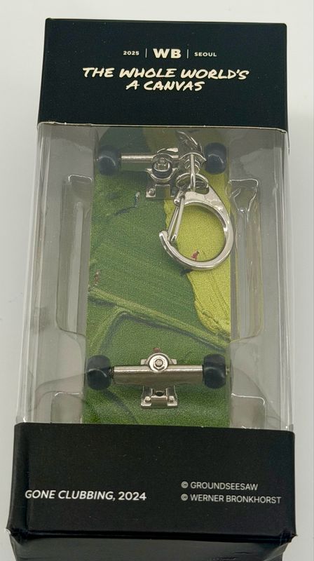 Werner Bronkhorst - Gone Clubbing (Fingerboard Keychain)
