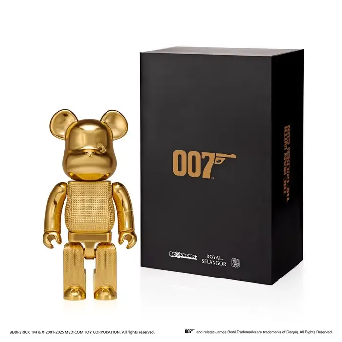 BE@RBRICK x Royal Selangor - 007 400% (50 years of 'The Man with the Golden Gun')
