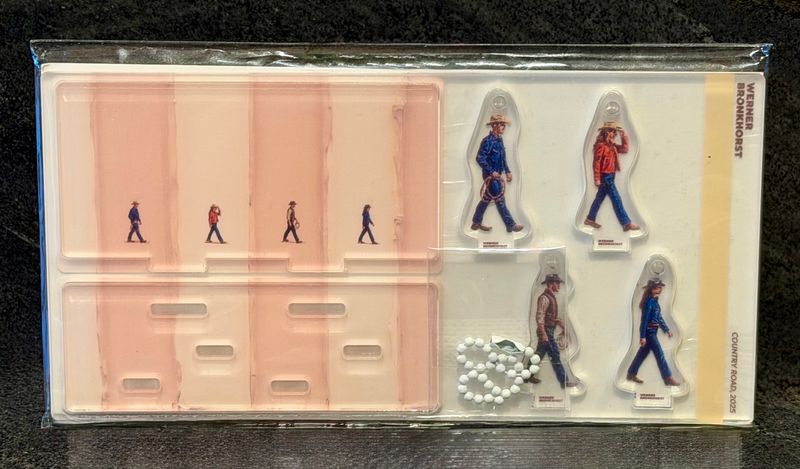 Werner Bronkhorst - Country Road (Acrylic Diorama)