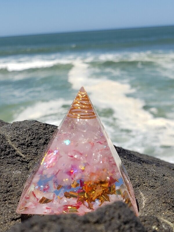 ORGANITE ROSE QUARTZ NATURAL GEMSTONE PYRAMID