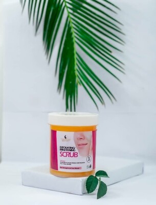 Exfoliating Brightening Scrub