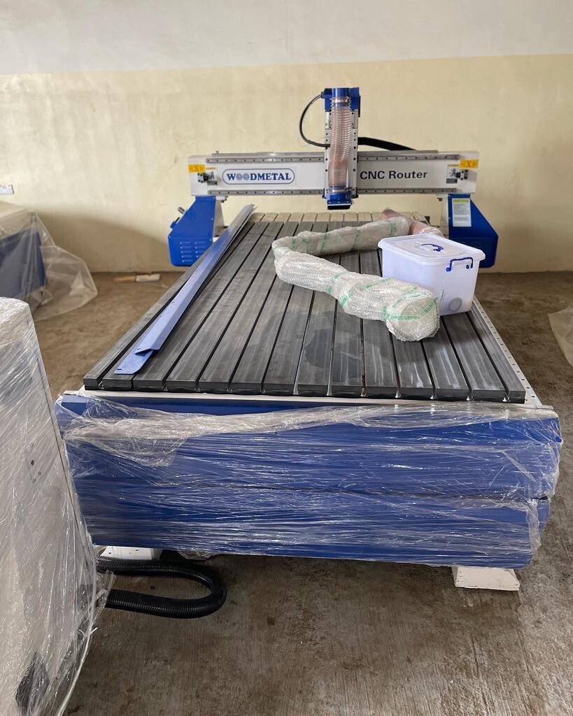 WOODMETAL CNC ROUTER 1325A