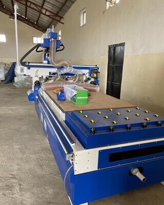 WOODMETAL CNC ROUTER 1325X (Auto Tool Changer - 12 Tools)