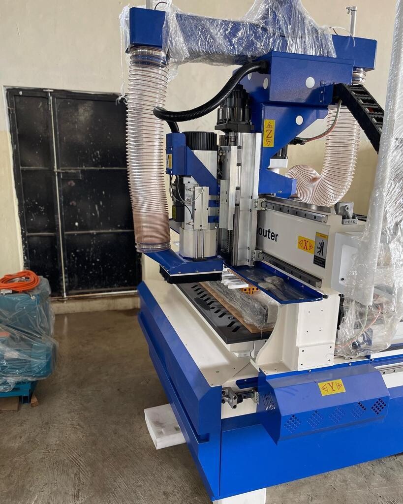 WOODMETAL CNC ROUTER 1325X (Auto Tool Changer - 12 Tools)