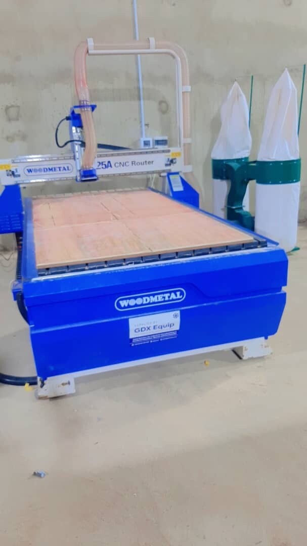 WOODMETAL CNC ROUTER 1325A