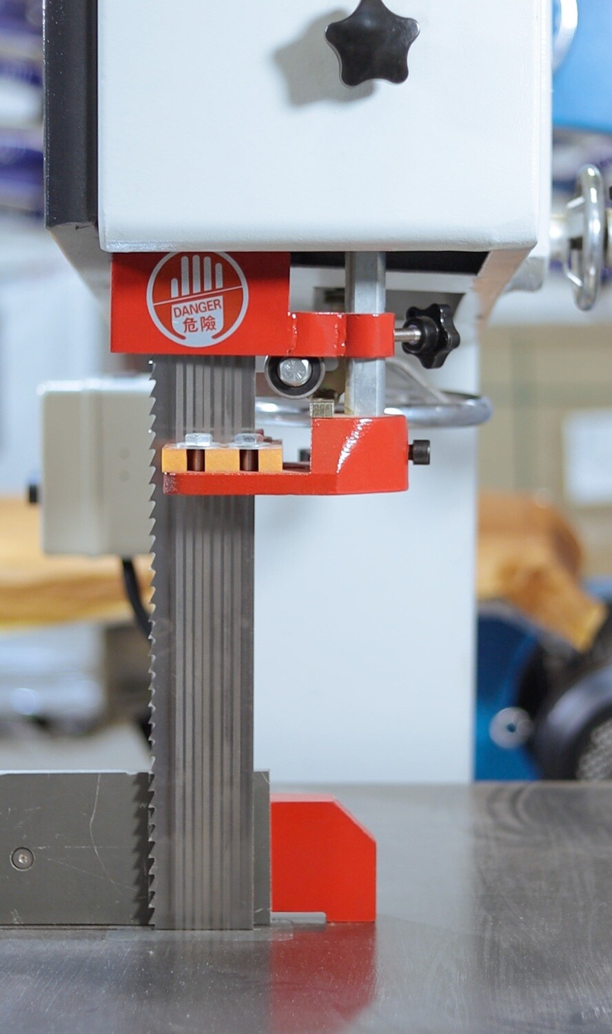 WOODMETAL WBS 422 C Woodworking Vertical Band Saw (7.5kw 10hp)