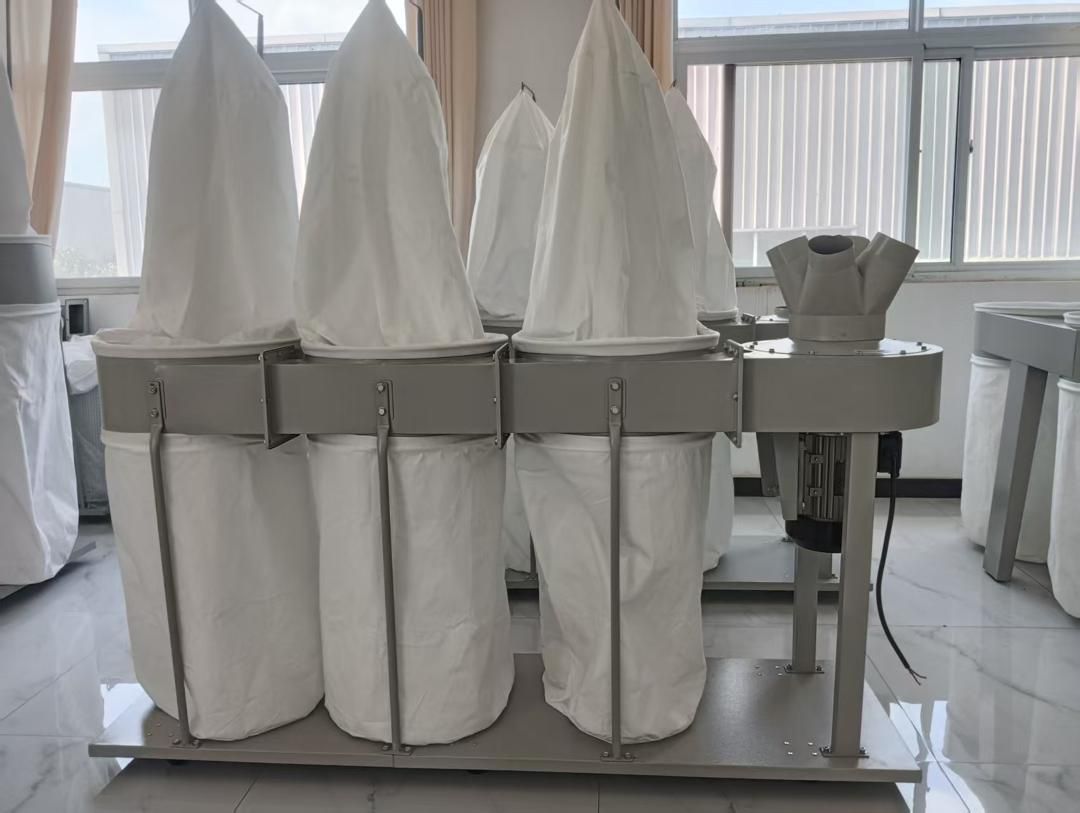 5.5kw 7.5hp Dust Collector with Three Bags for Woodworking