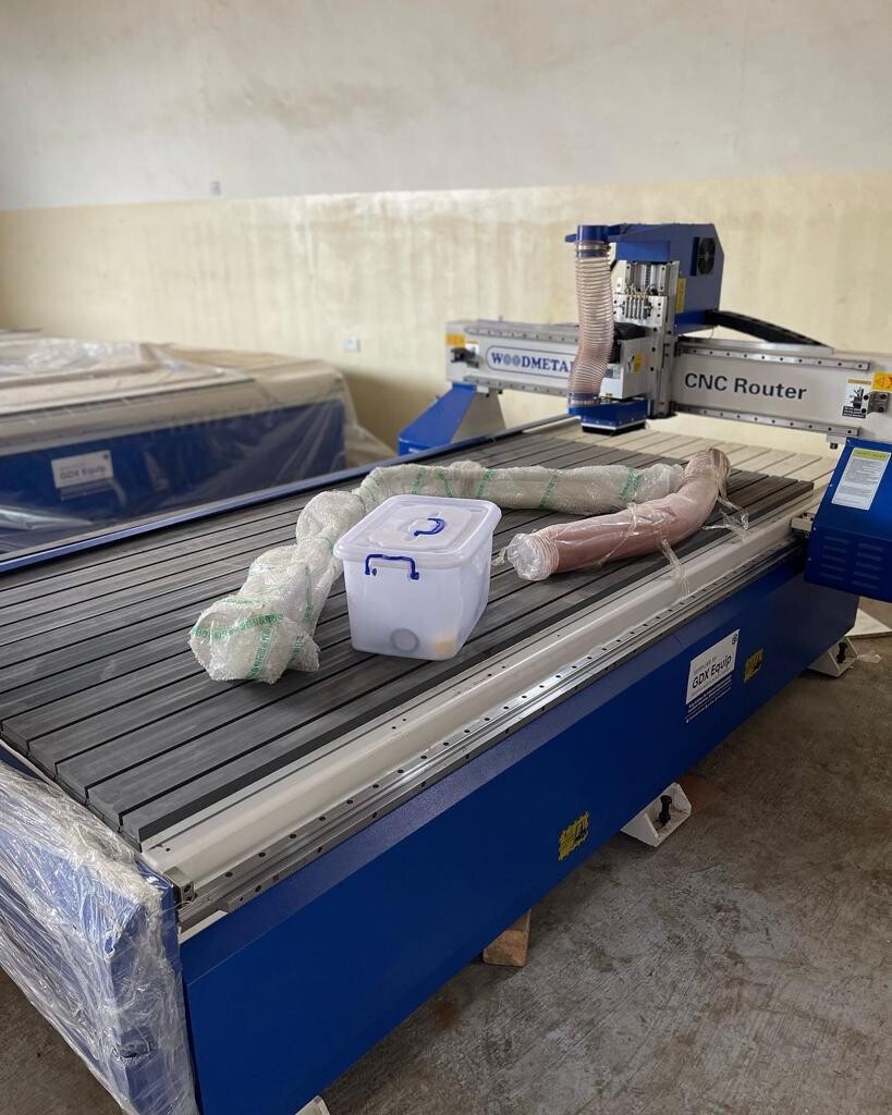 WOODMETAL CNC ROUTER 1325A