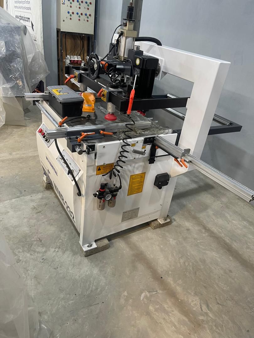 WOODMETAL WMB 232 Multiborer Drilling Machine (2-Rows)
