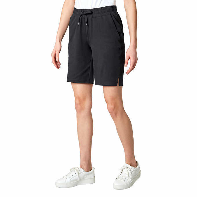 Mondetta Ladies' Performance Bermuda Short