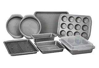 Baking Sheets & Bakeware Sets