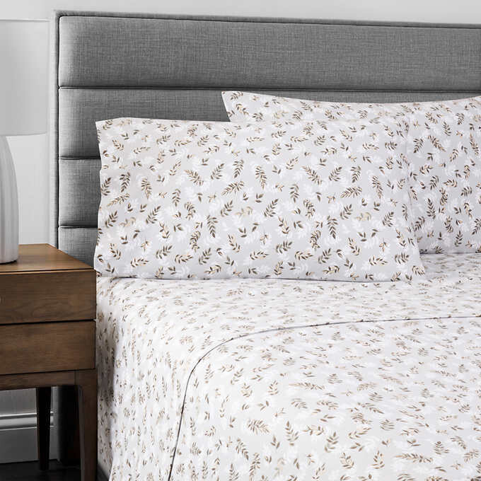 Portuguese Flannel 4-Piece Sheet Set Portuguese Flannel 4-Piece Sheet Set, Color: Beige