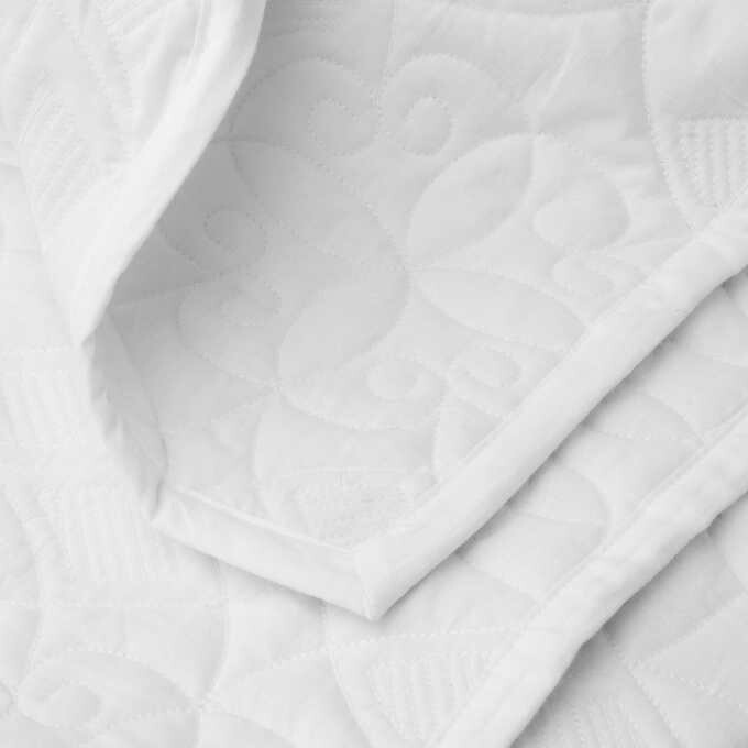Welhome Aiden Embroidered Cotton Quilt