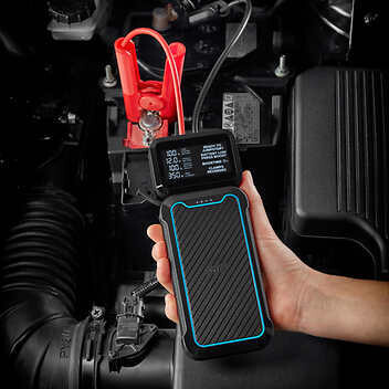 Ubio Labs 350A Jump Starter with 8,000mAh Portable Power Bank