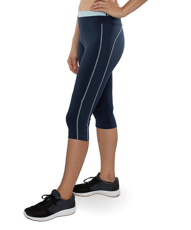 True Blue & Royal Blue Advantage Capri Leggings - Women