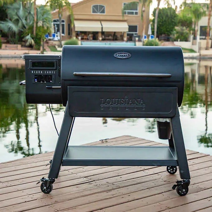 Louisiana Grills LG1200 Black Label