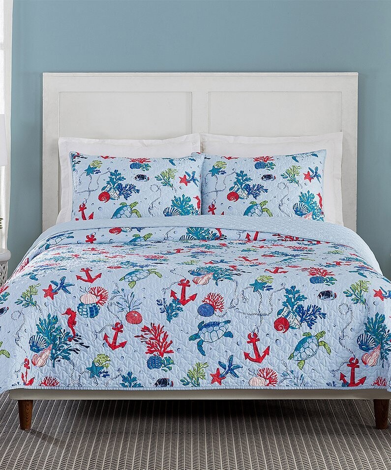 White & Blue Anchors Away Quilt Set White & Blue Anchors Away Quilt Set