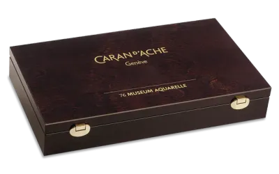 Premium mahogany wooden box with removable trays from Museum Aquarelle set