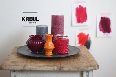 Decorative objects painted with KREUL acrylic gloss paint in vibrant colors