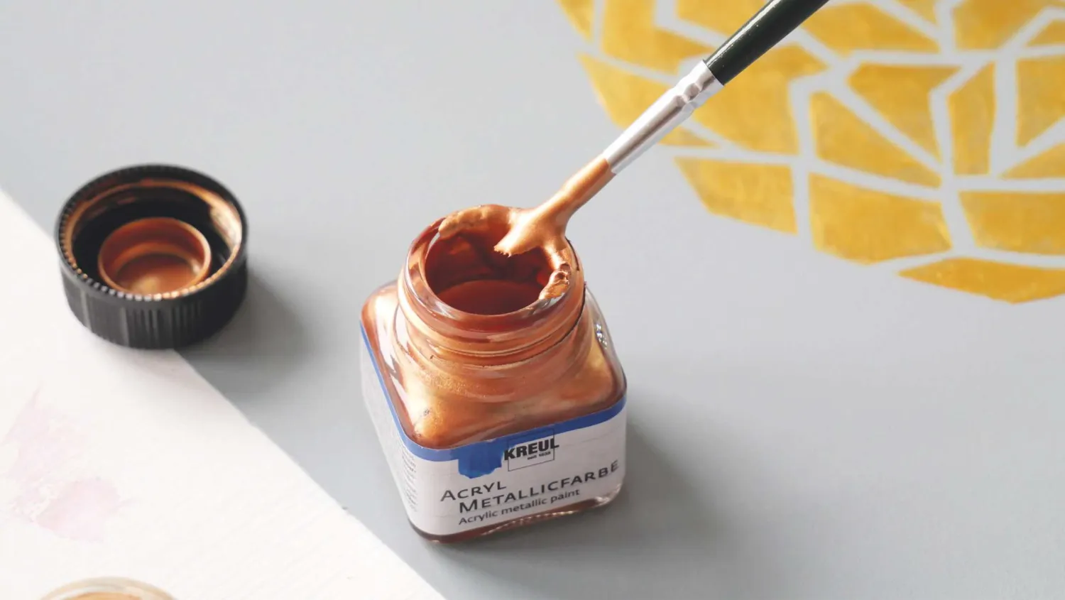 KREUL Acrylic Metallic Paint Basic Set of 6 x 20 ml jars with brush