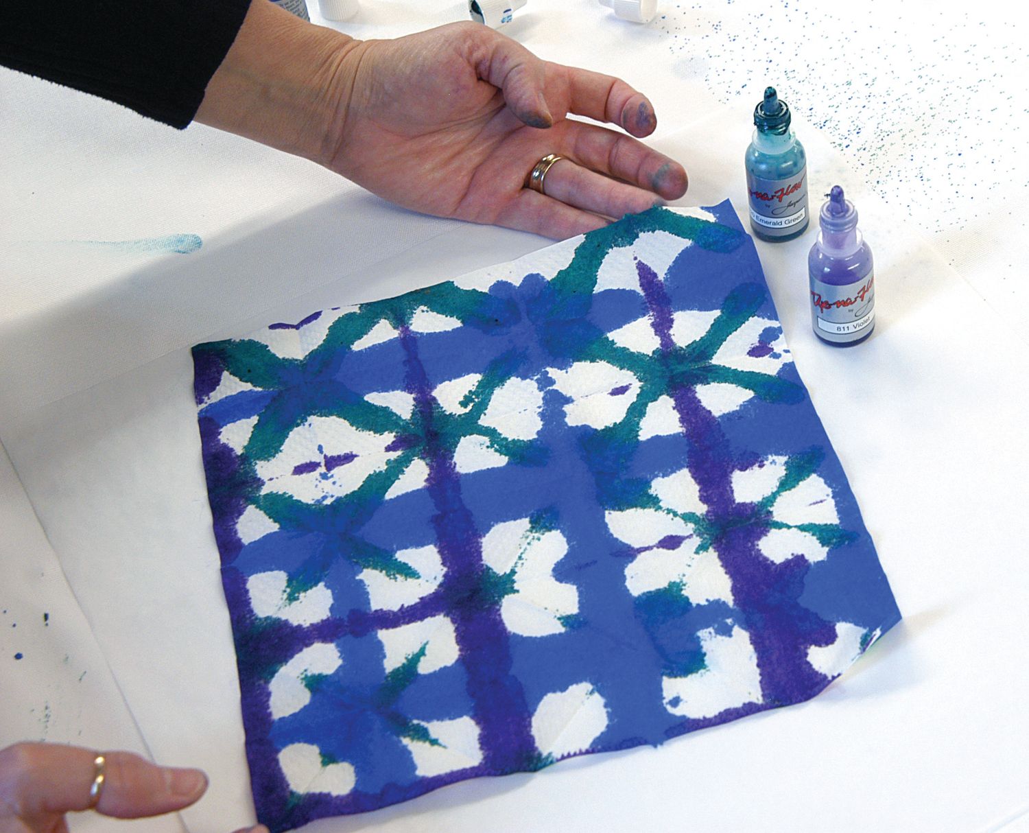 Jacquard Dye-Na-Flow 10-Color Set – Fluid Fabric Paint that Acts Like Dye (10×66.54 ml)