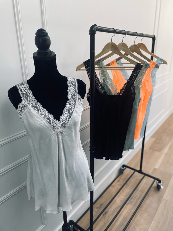 TOP EMI | OFFWHITE