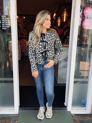 JASJE | LEO