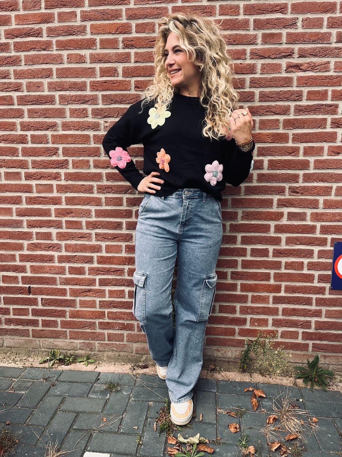 TRUI BLOEMEN | ZWART