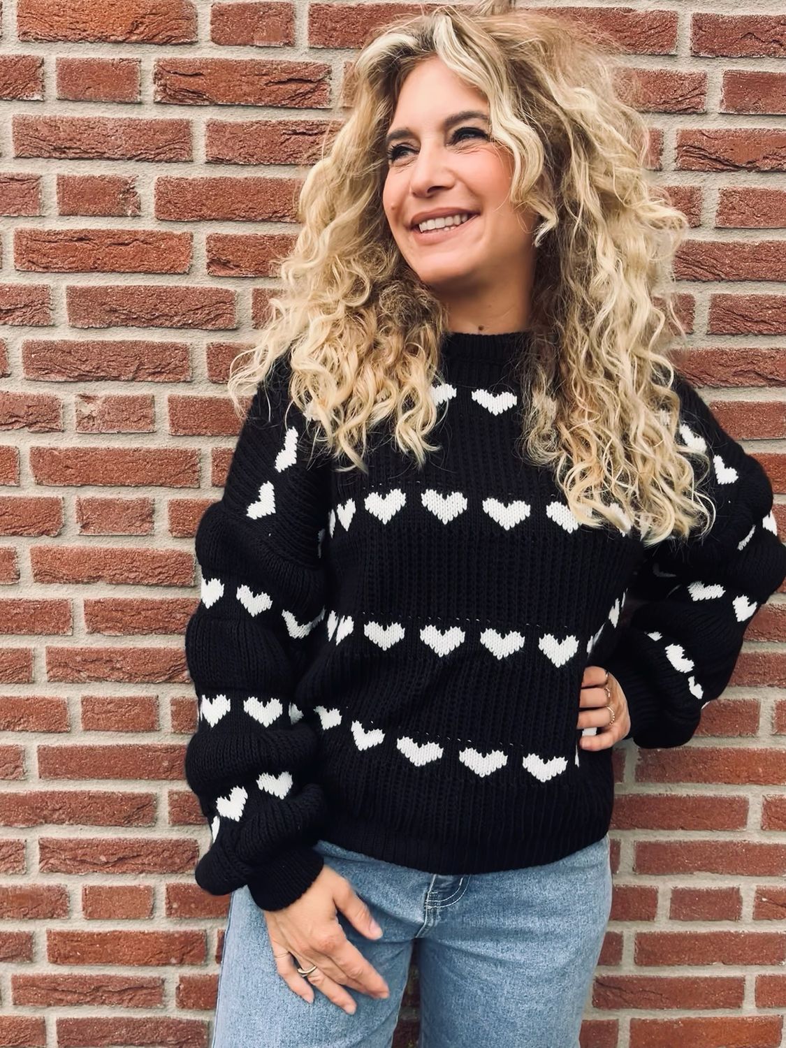 TRUI HARTJES | ZWART