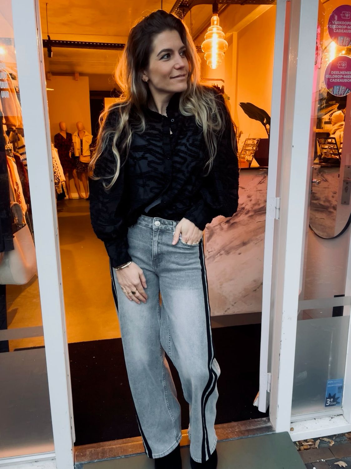 BLOUSE | ZWART BLOUSE | ZWART