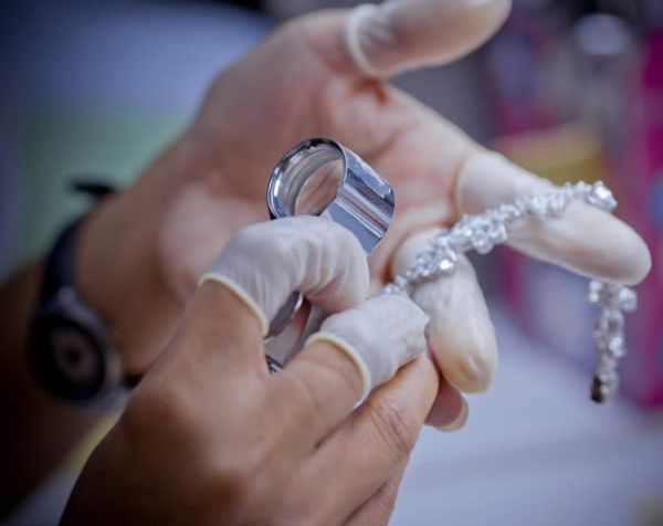 ​Written documents, including 2 copies, digital photos, and archiving, cost AED 135 for the first item and AED 100 for each additional item. For more than 3 items, please call for pricing.