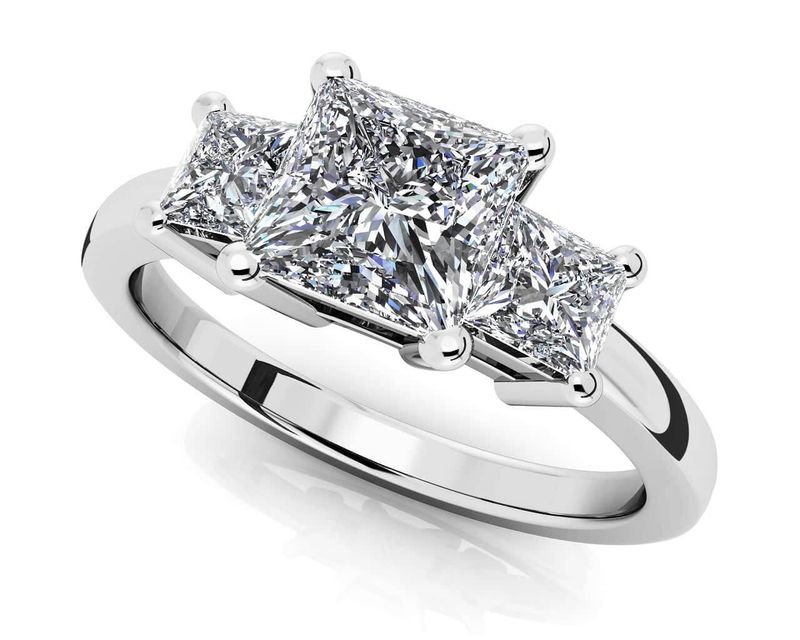 Princess Cut LB Diamond Ring​ 3 ct - R 0.90