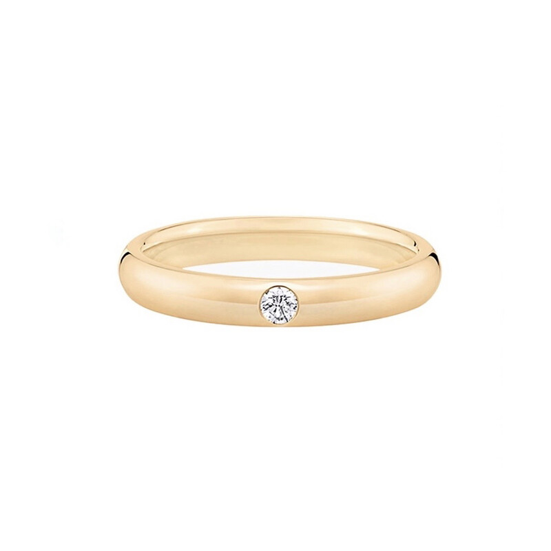 Curved Gold Band Diamond Band