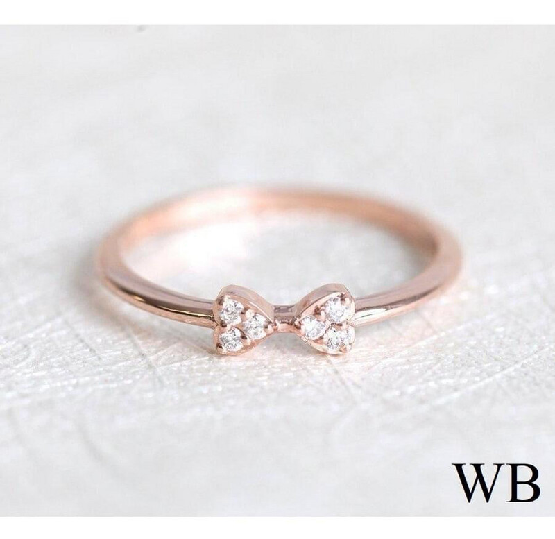 The Small Knot Diamond Ring