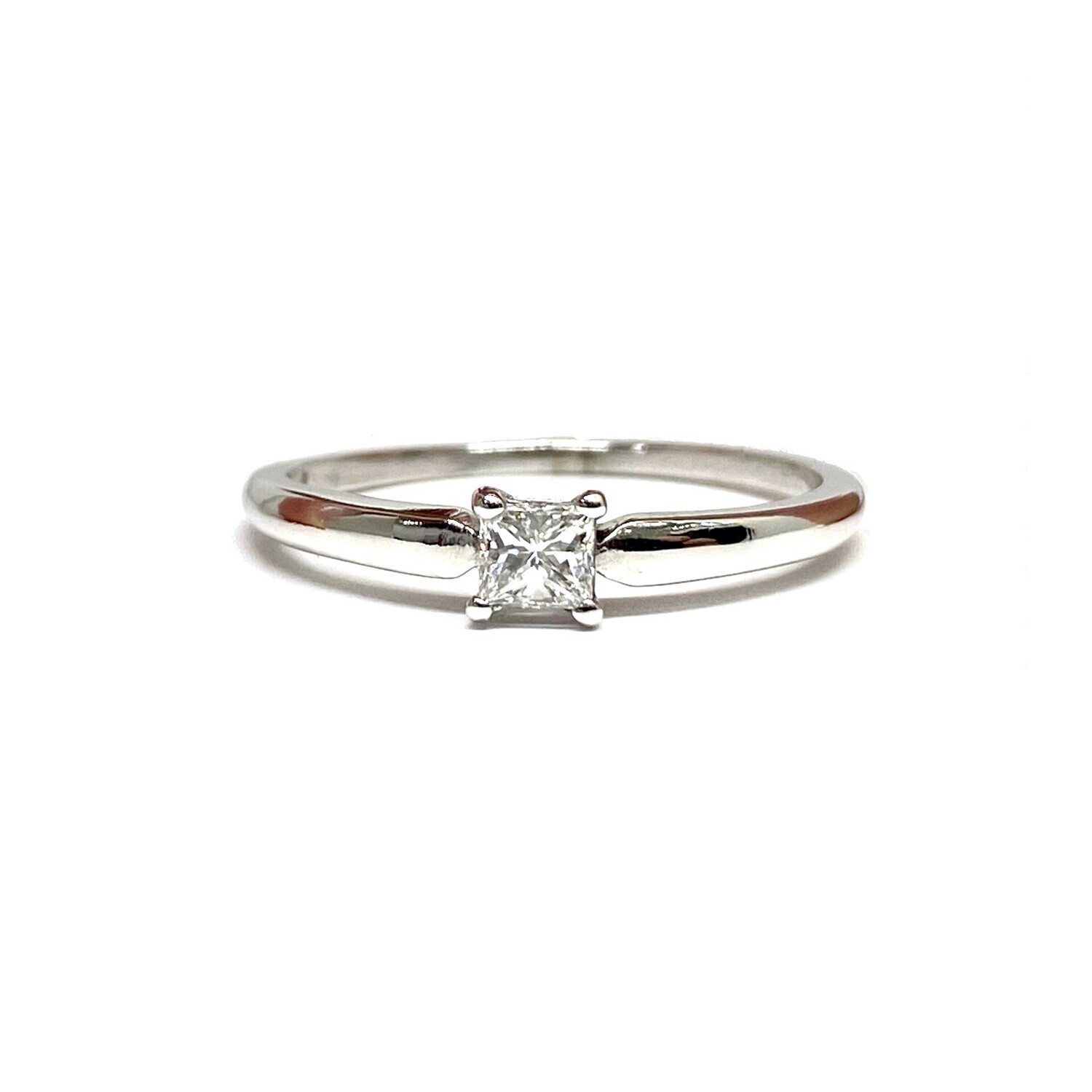 Small 0.21 ct Princess Cut Diamond Engagement Ring