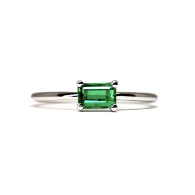 0.35 ct Vivid Green, Emerald, Four Prongs Ring