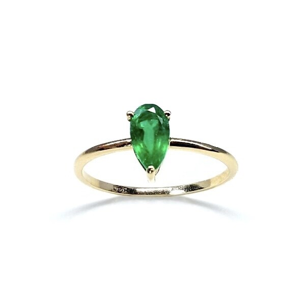 0.67 ct Pear Shaped, Vivid Green, Three Prongs, Emerald Ring