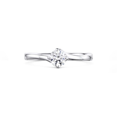 Twisted 0.27 ct Diamond Engagement Ring