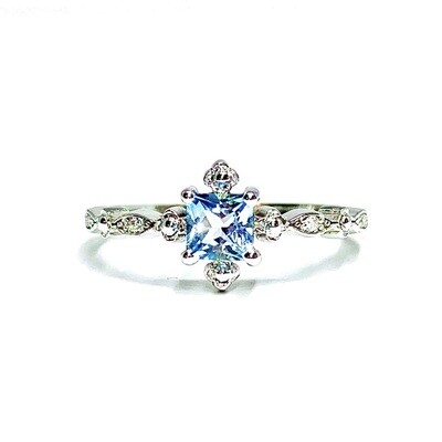 Princess cut 0.3 ct Blue Topaz, Diamond Ring