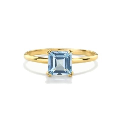 Princess cut 1 ct Blue Topaz Ring