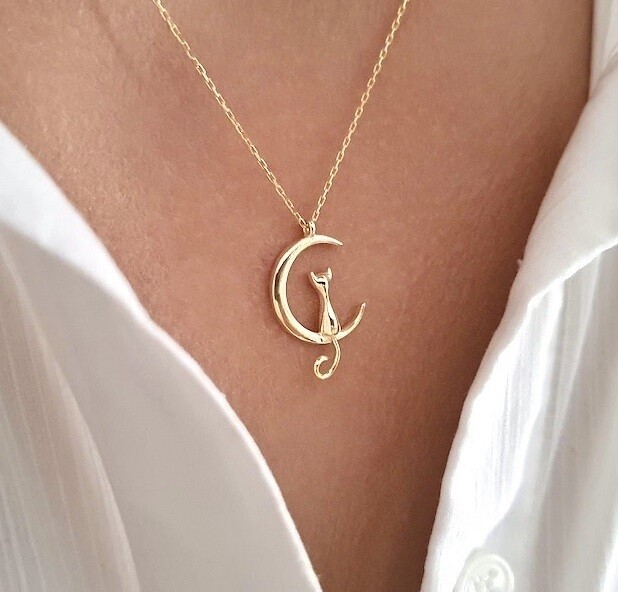 Cat Inside a Moon Necklace
