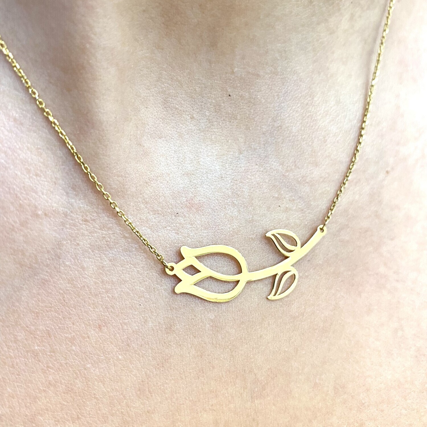 Tulip Necklace