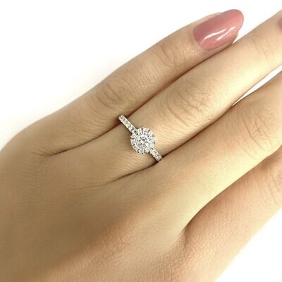 Full Halo Diamond Ring