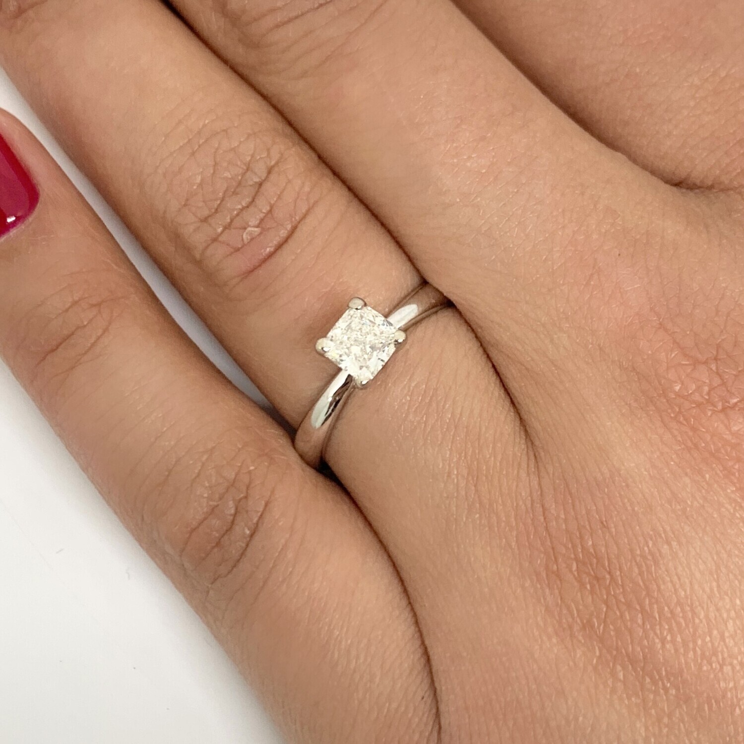 Cushion 0.8 ct Diamond Ring