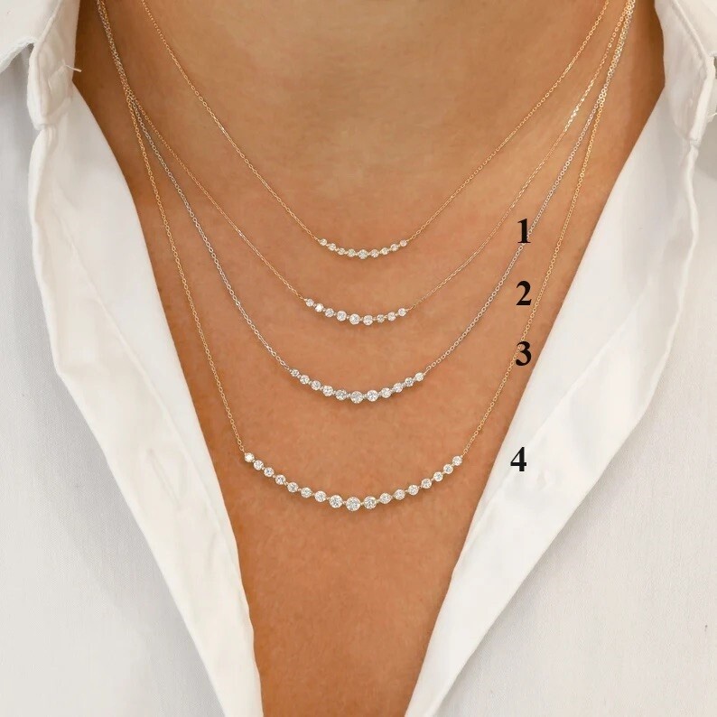 Curved Gradual Diamond Necklace
